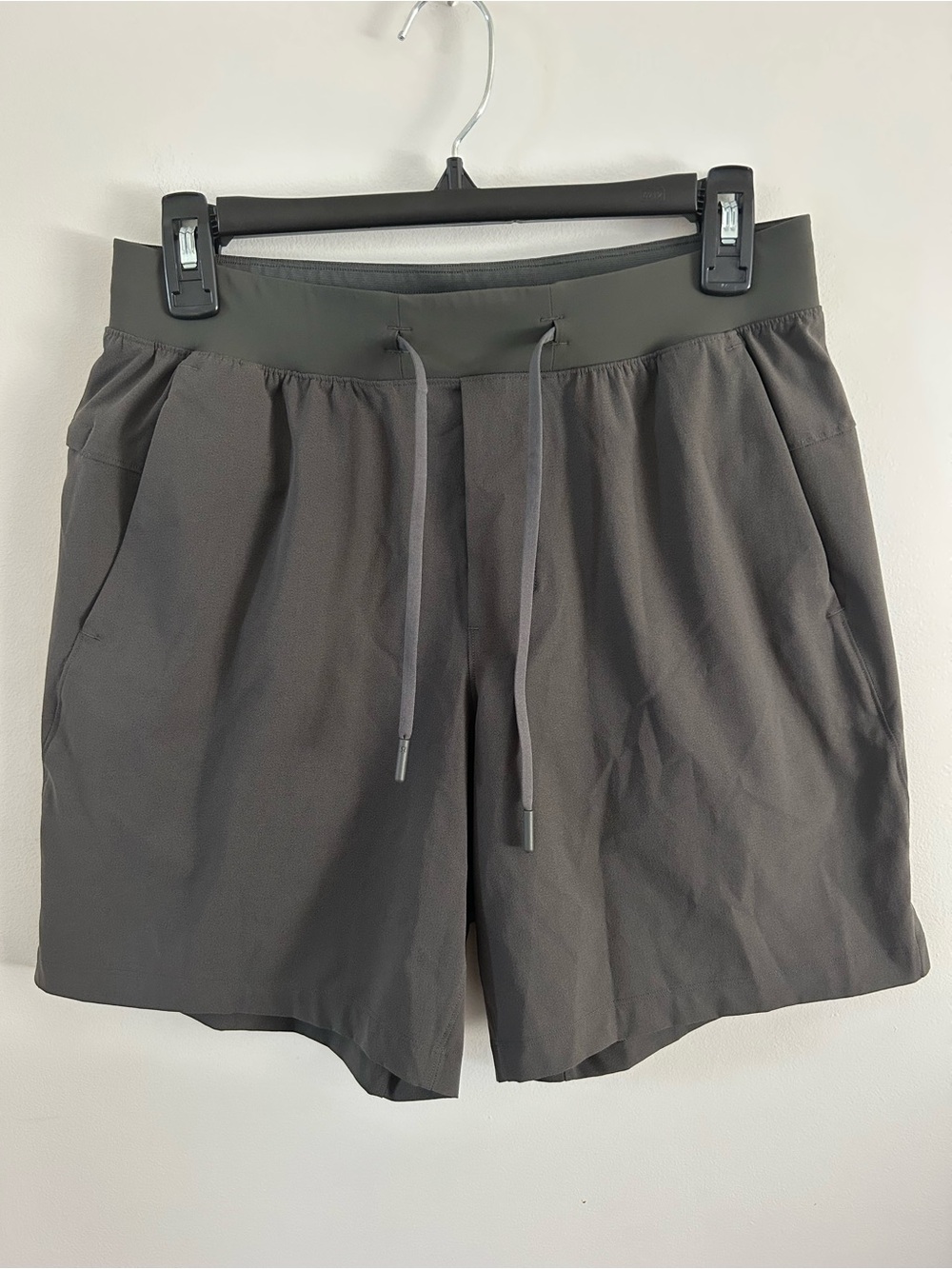 LULULEMON Zeroed In Shorts 7" Linerless Men's Small SEBO Green